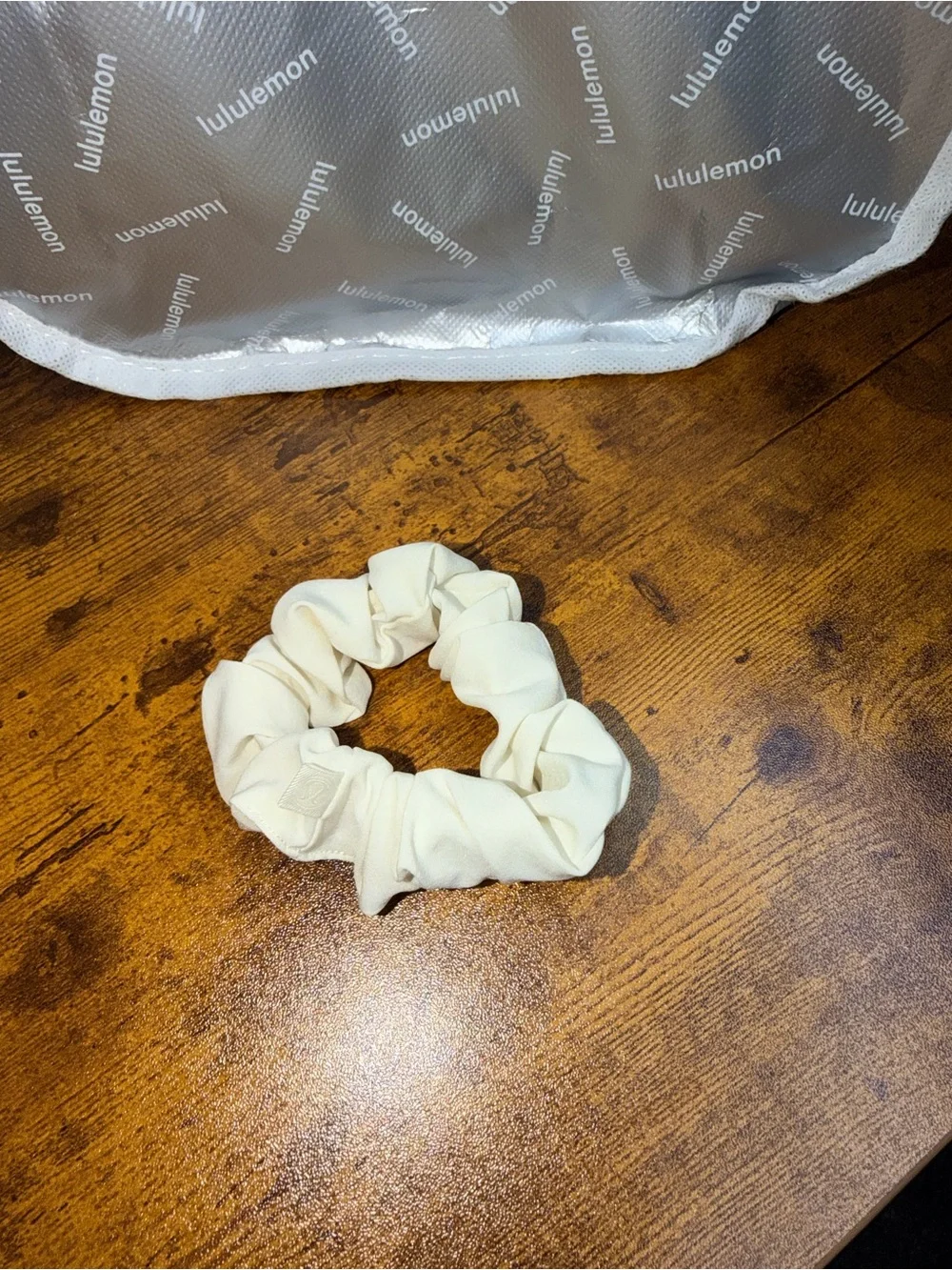 Lululemon scrunchie in White Opal